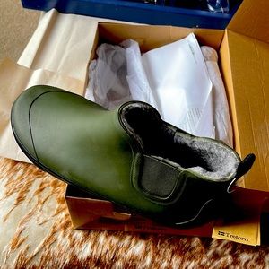 BRAND NEW. Tretorn Strala Vinter Sherpa Lined Mens Rain/Snow Boots